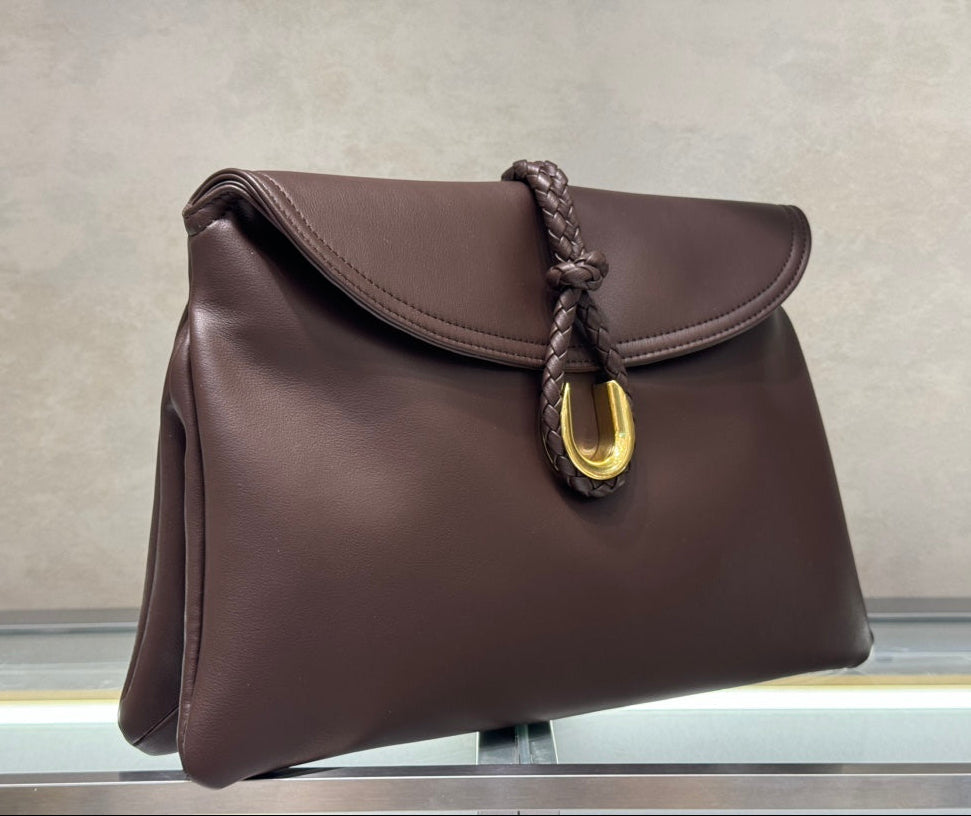 Elegant Cowhide Leather Shoulder Bag