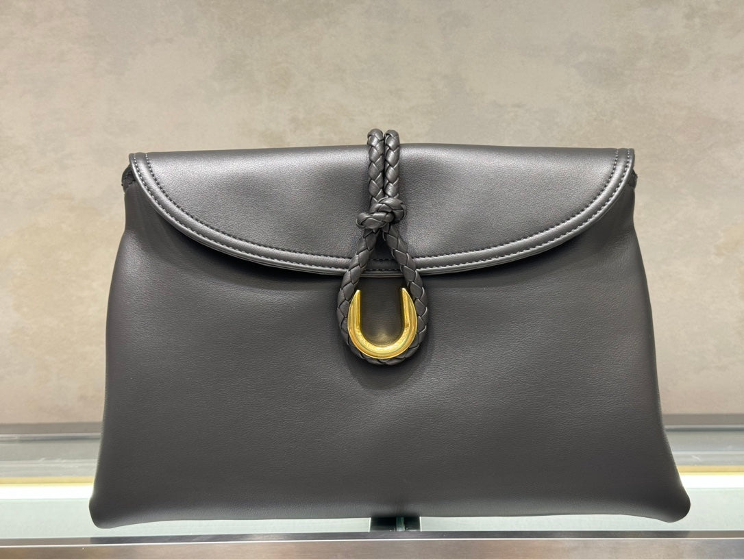 Elegant Cowhide Leather Shoulder Bag