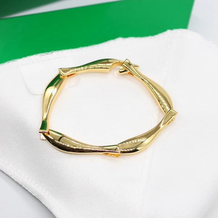 Sleek Silhouette Bracelet