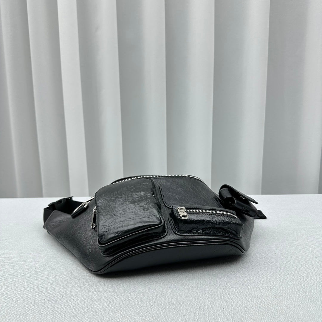 Full Grain Leather Unisex Crossbody Bag