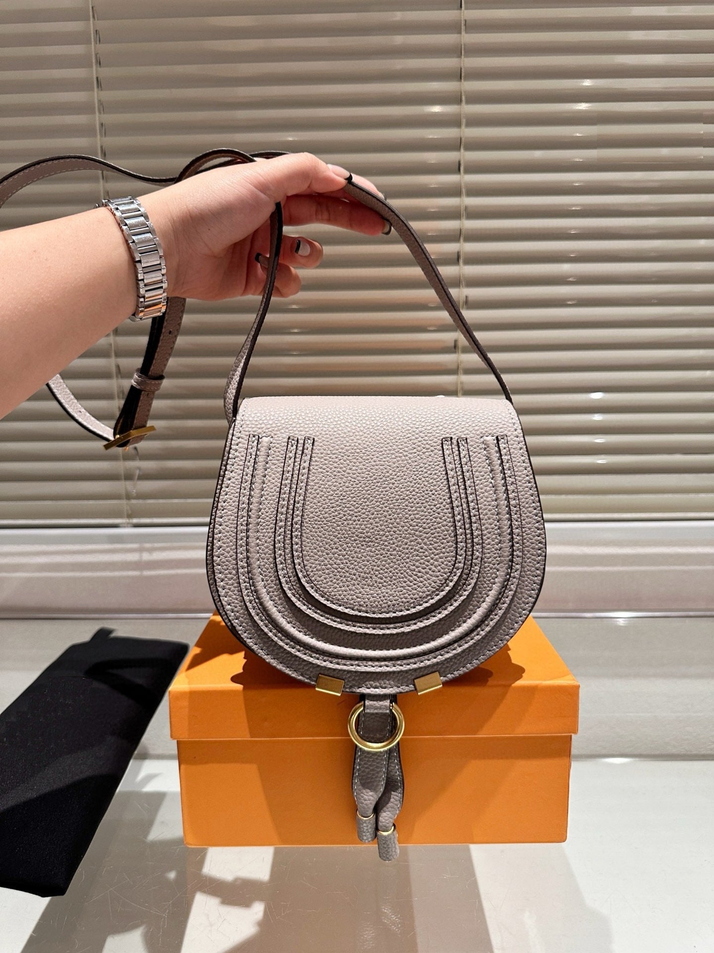 Leather crossbody bag